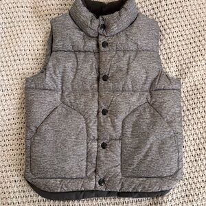 GAP Kids Gray Puffer Vest SIZE 5